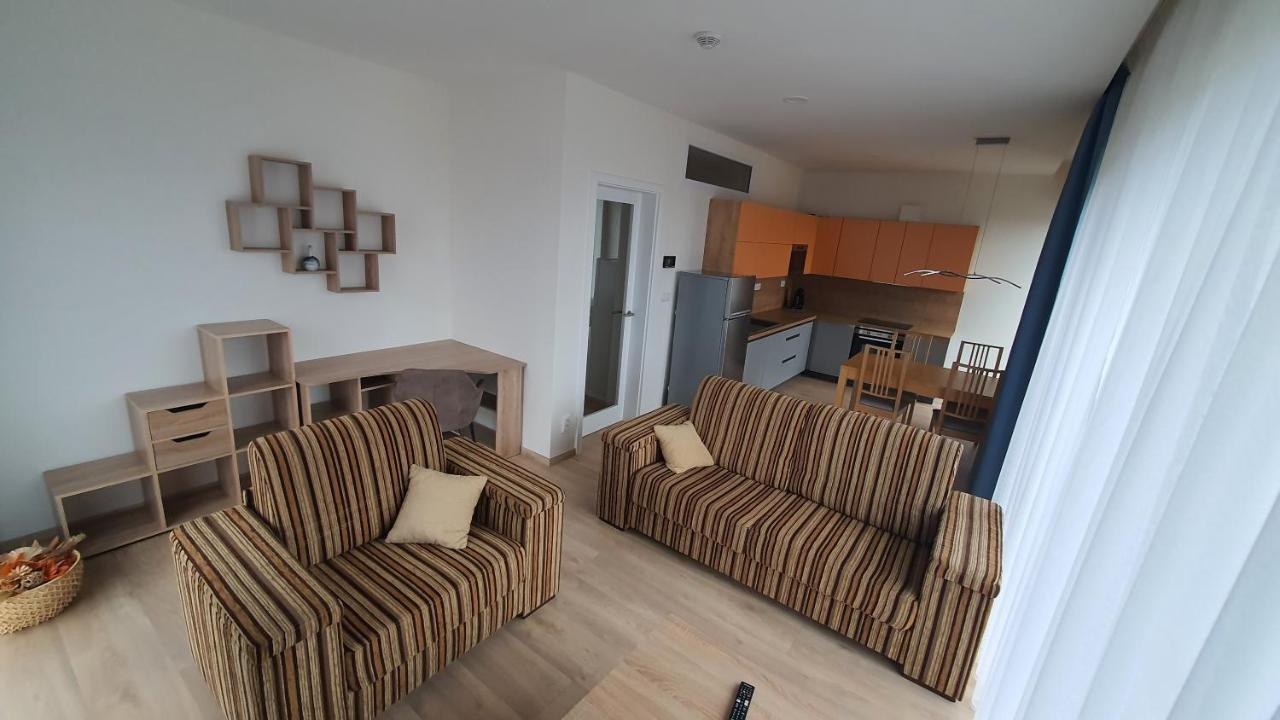 Apartmany Семили Екстериор снимка