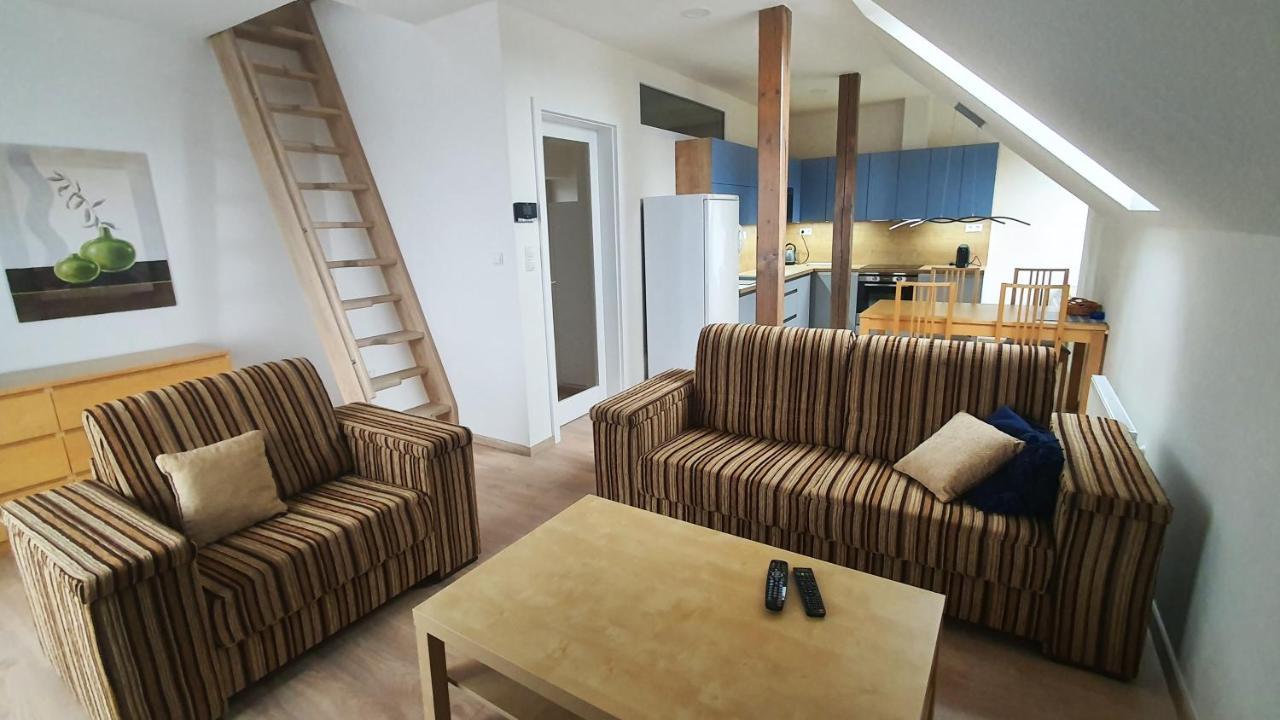 Apartmany Семили Екстериор снимка